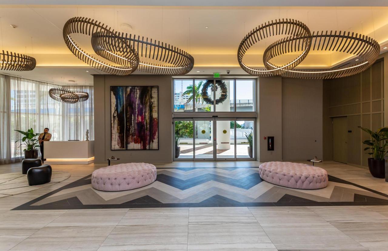 Espectacular Condo Esquina Beach House Hollywood Apartamento Eksteriør billede