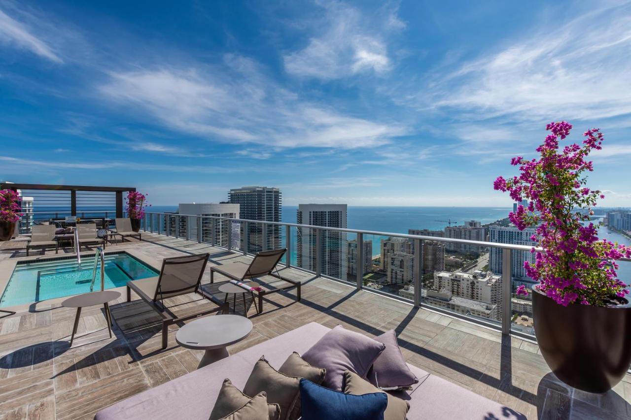 Espectacular Condo Esquina Beach House Hollywood Apartamento Eksteriør billede
